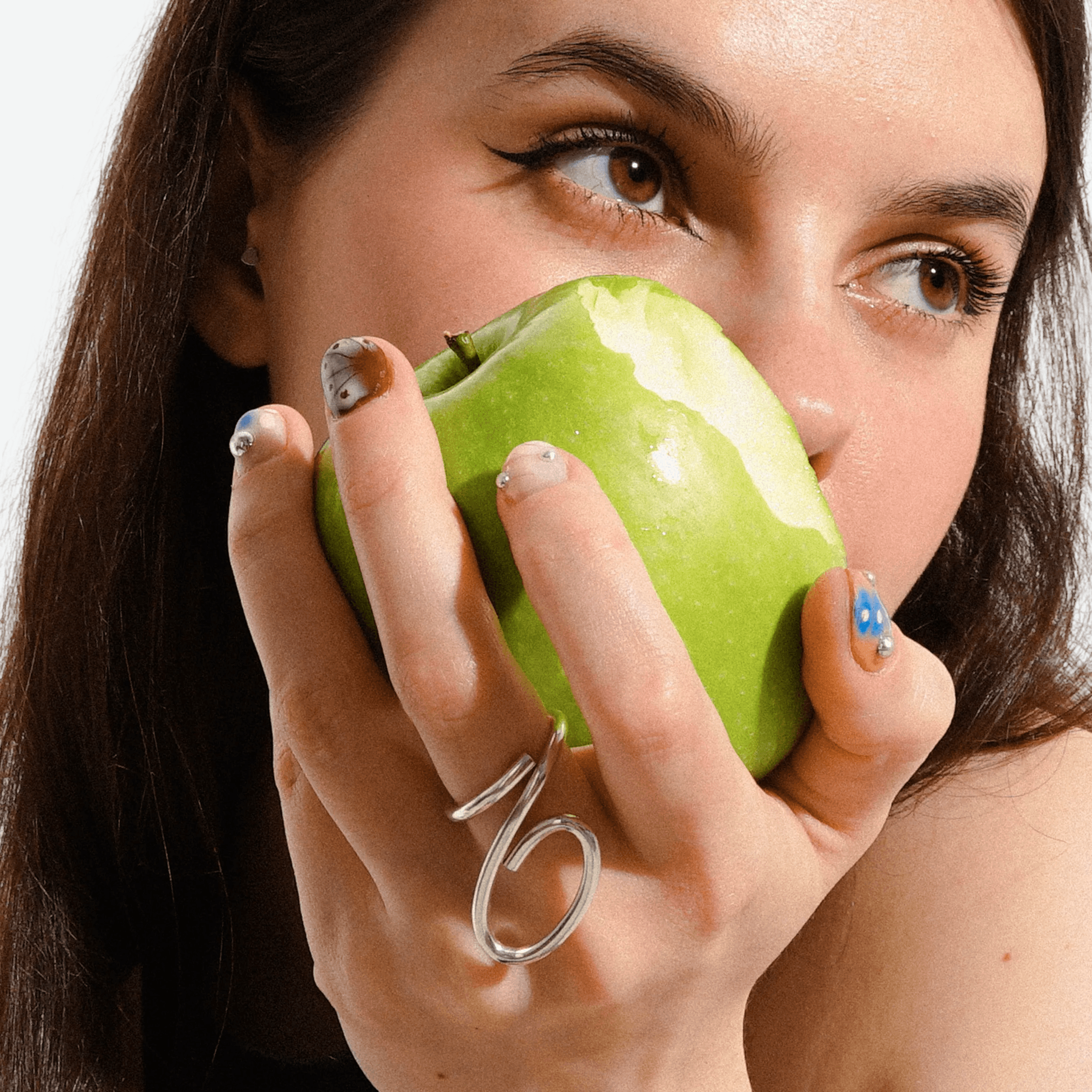 OBJ. 7 кольцо точка касания на ладони